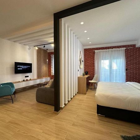 Centro Urban Suites Kalambaka Exterior foto