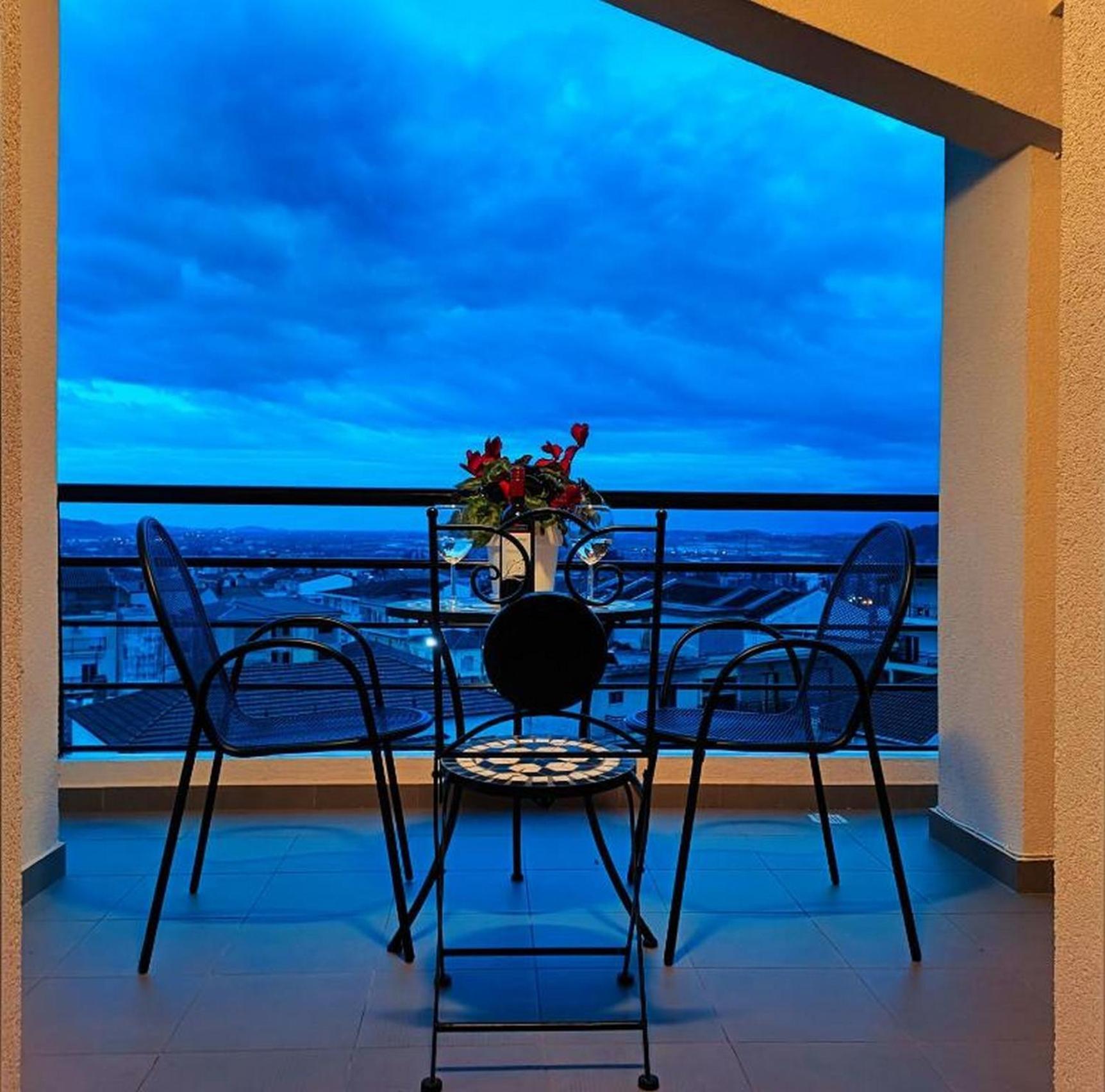 Centro Urban Suites Kalambaka Zimmer foto